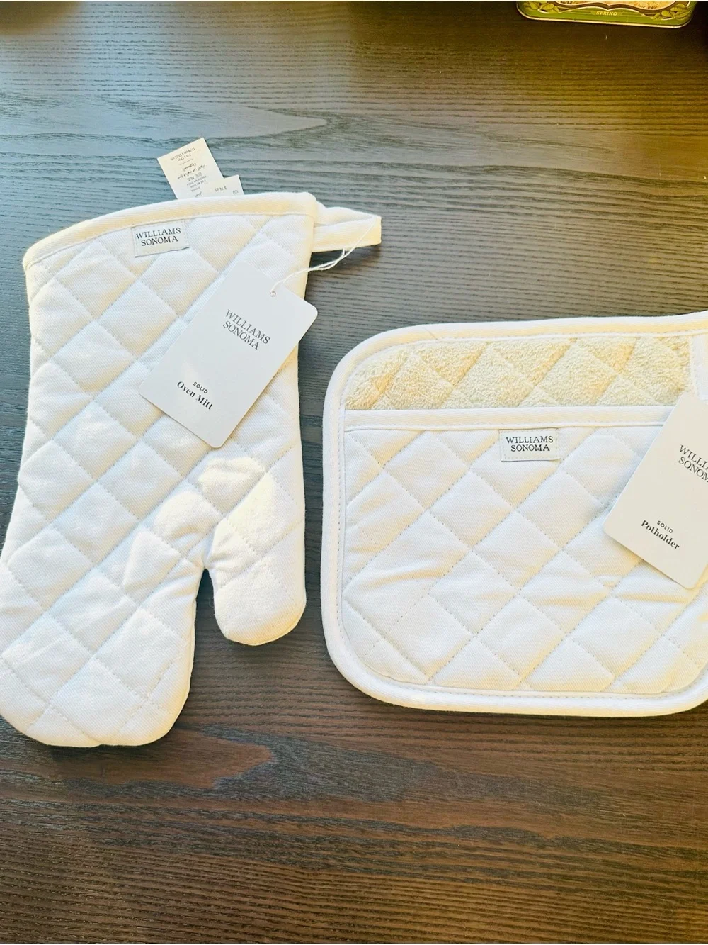 Williams Sonoma Cream Quilted Oven Mitt & Pot Holder Kitchen Linen Set